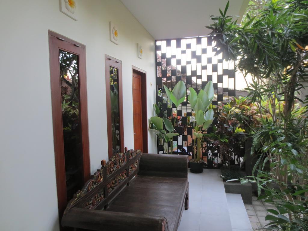 Putri Homestay Sanur Eksteriør bilde